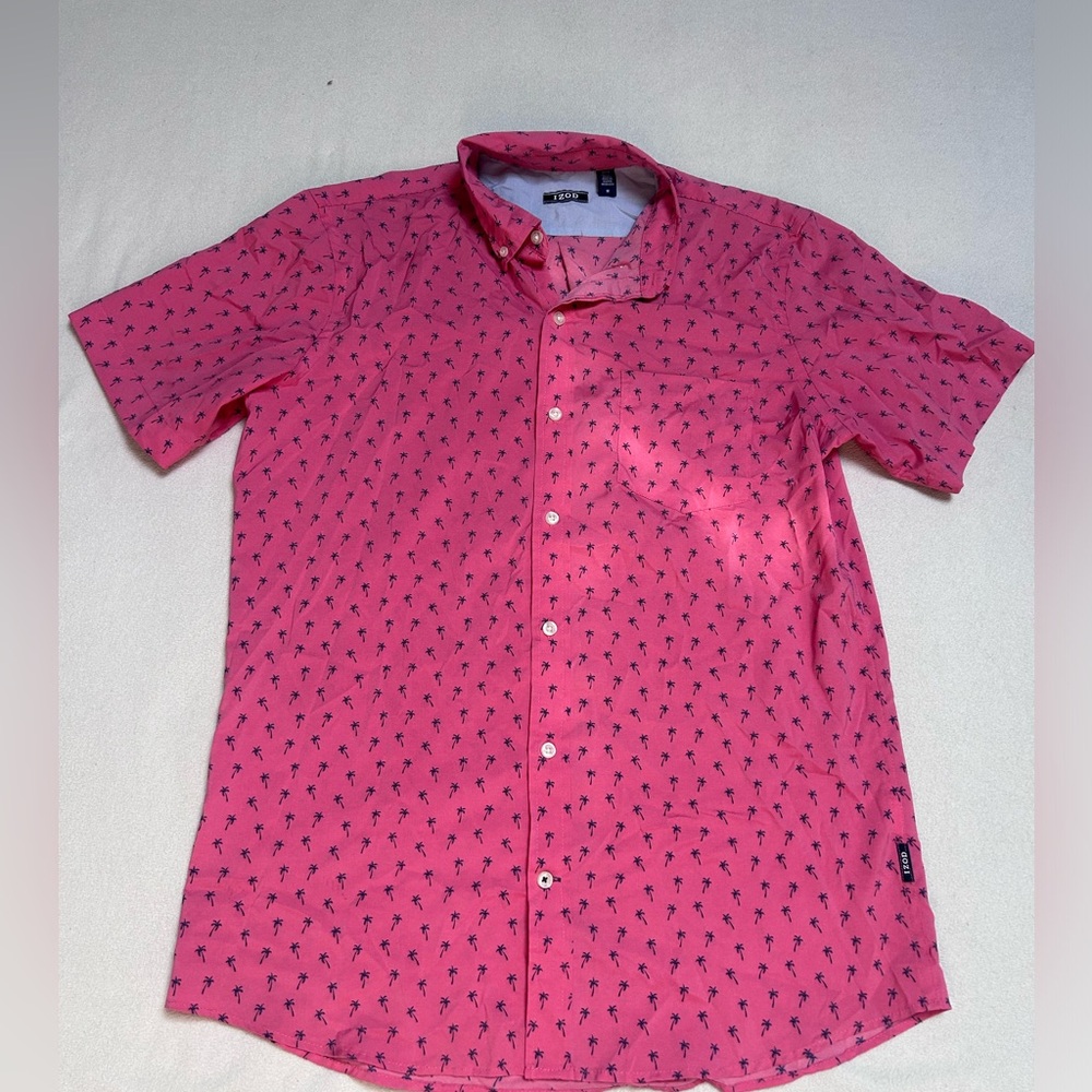 Izod men's button-down shirt